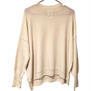Free People Talk All Night 100% Cashmere Sweater Small New With Out Tags.